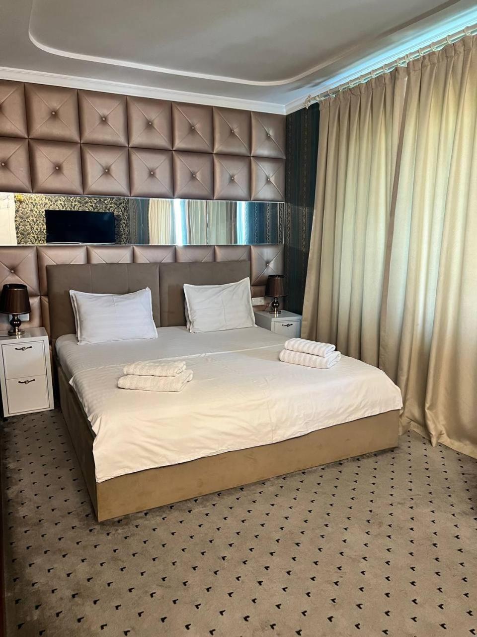 Orzu Hotel Namangan Eksteriør bilde