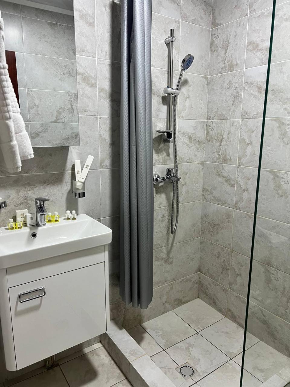 Orzu Hotel Namangan Eksteriør bilde