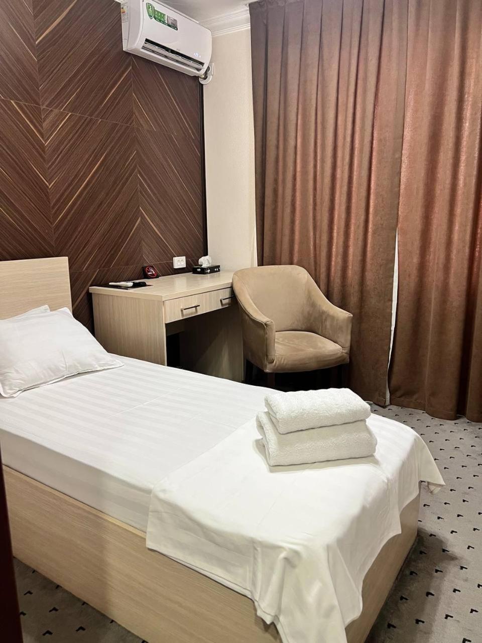 Orzu Hotel Namangan Eksteriør bilde